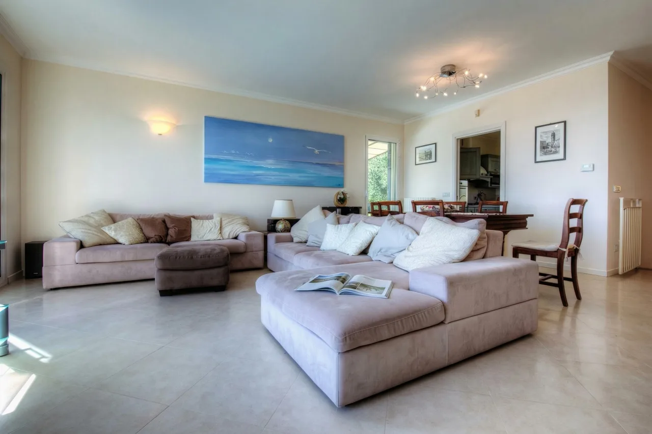 Sea-View Villa in Sanremo, Riviera dei Fiori, Italy photo 5