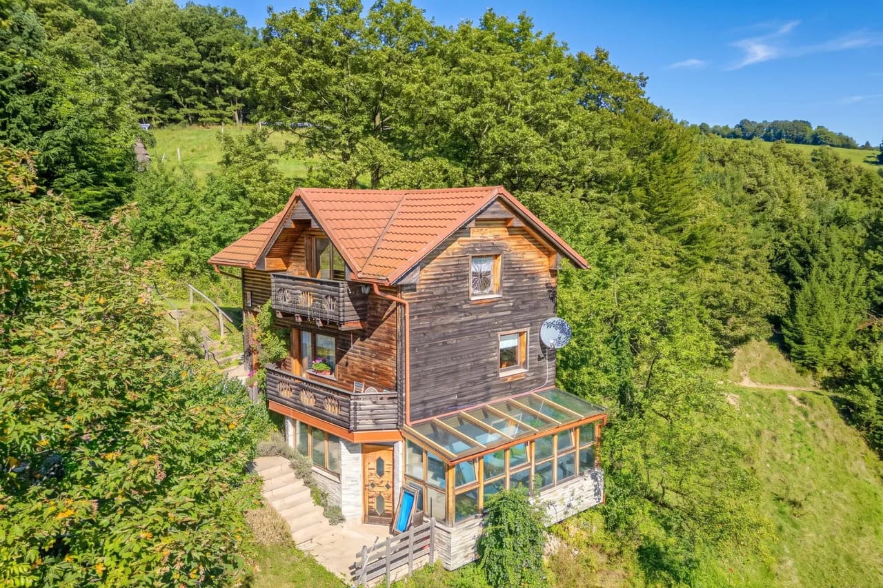 Pool & Wellness Chalet Sunshine photo 2