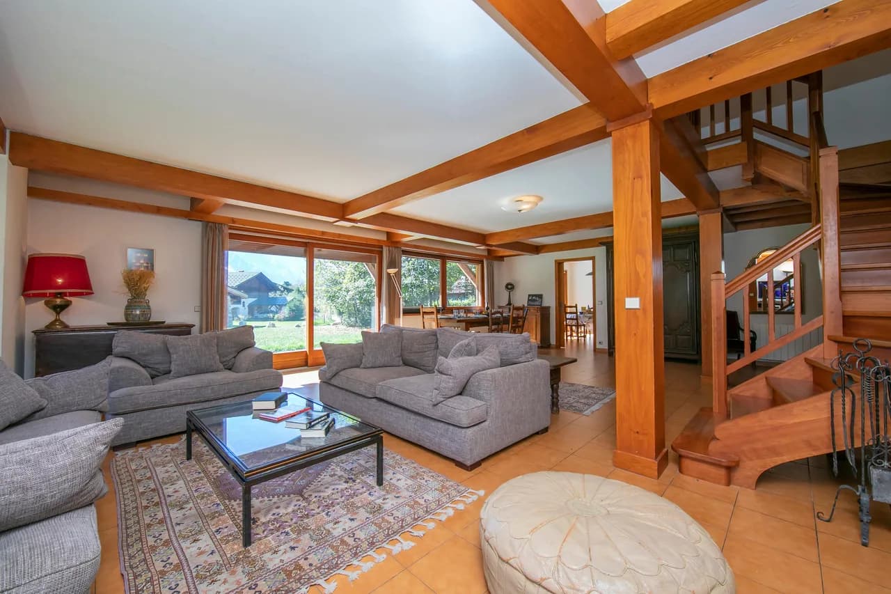 Charming Mountain-View Chalet in Chamonix photo 2