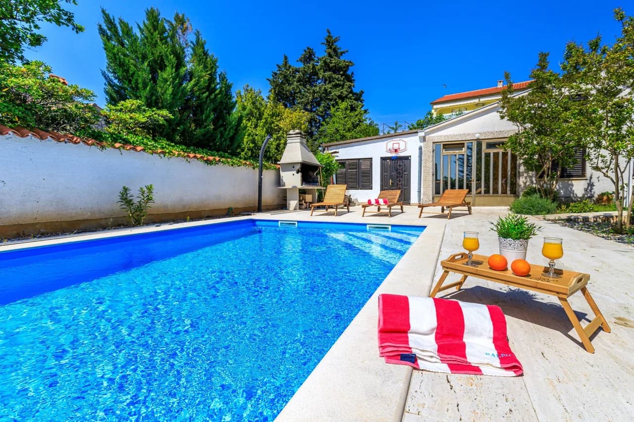 Exclusive Poolside Apartment in Krk photo 2