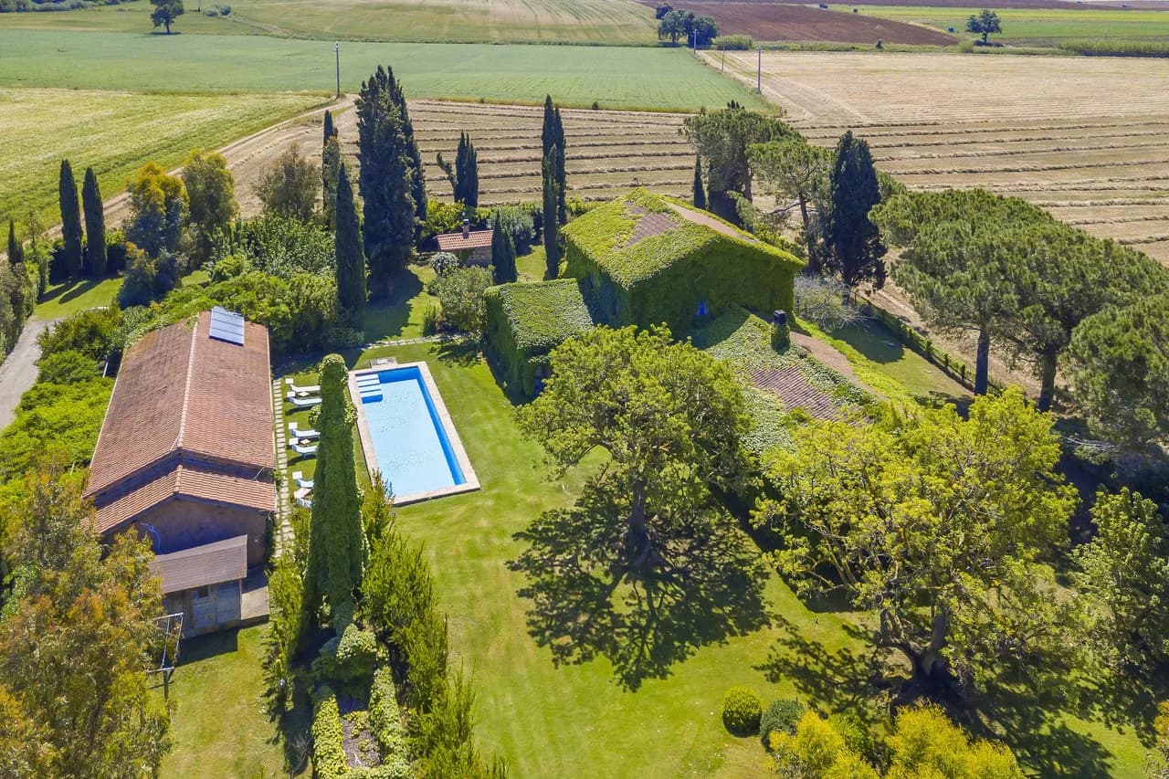 Historic Countryside Villa in Tarquinia photo 2