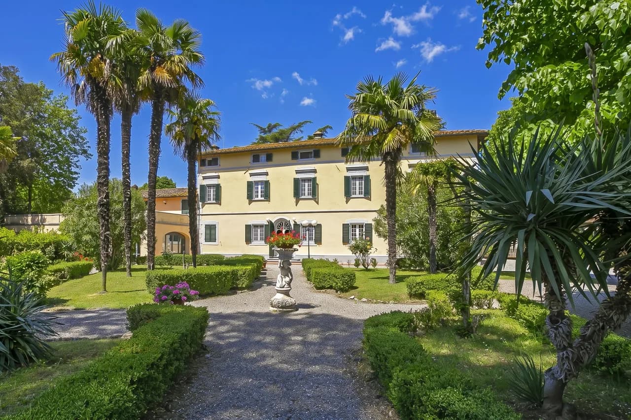 Spacious Countryside Villa in Bientina Tuscany Italy photo 2