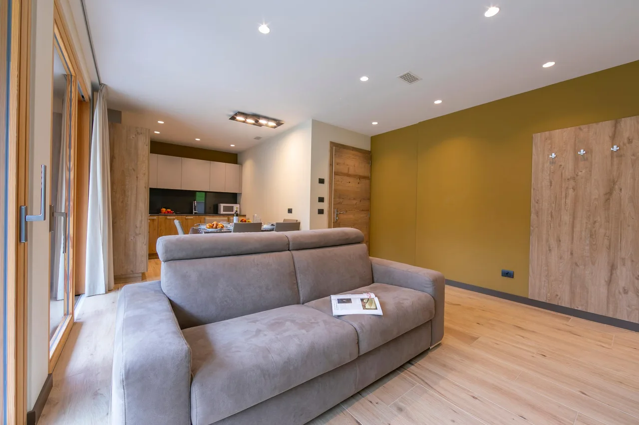 Charming Mountain View Apartment in Livigno photo 4