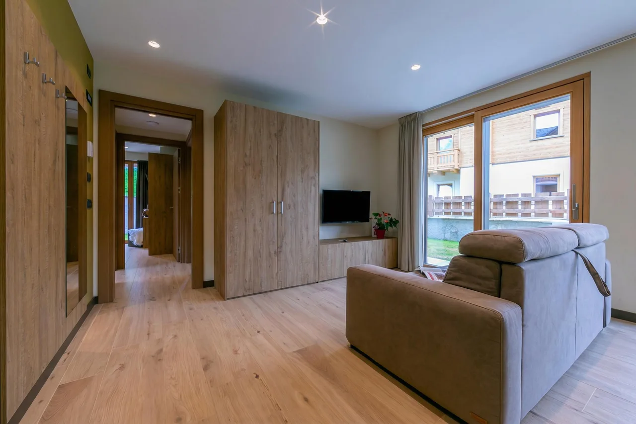 Charming Mountain View Apartment in Livigno photo 5