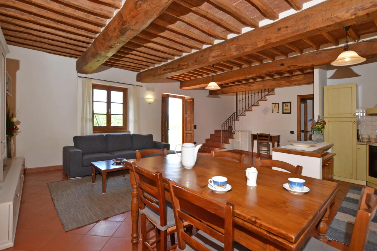 Elegant Vacation Home in Monticiano Tuscany Italy photo 4