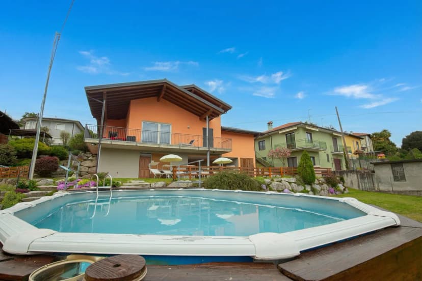 Villa Laura Private Pool and Garden near Lake Maggiore for 9