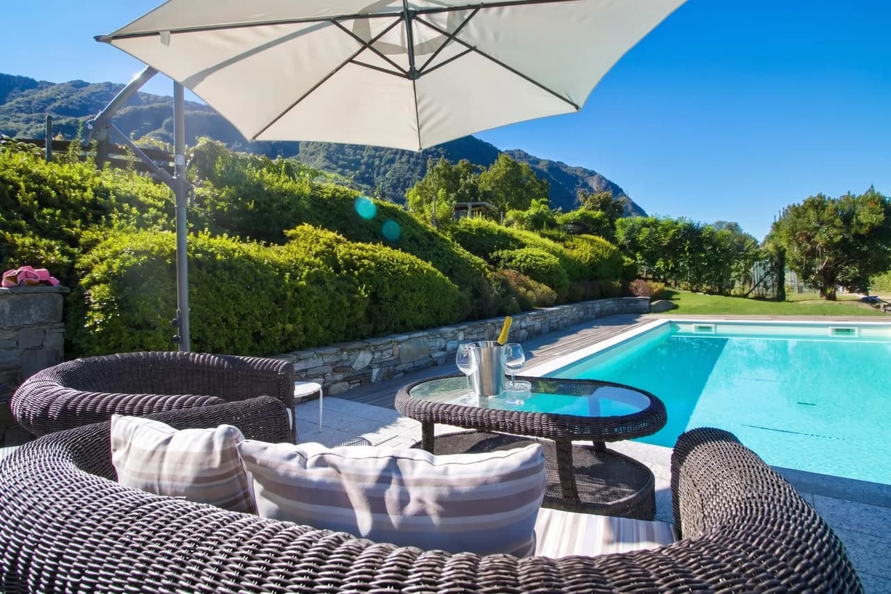 Lake View Villa with Private Pool in Italian Lakes photo 2
