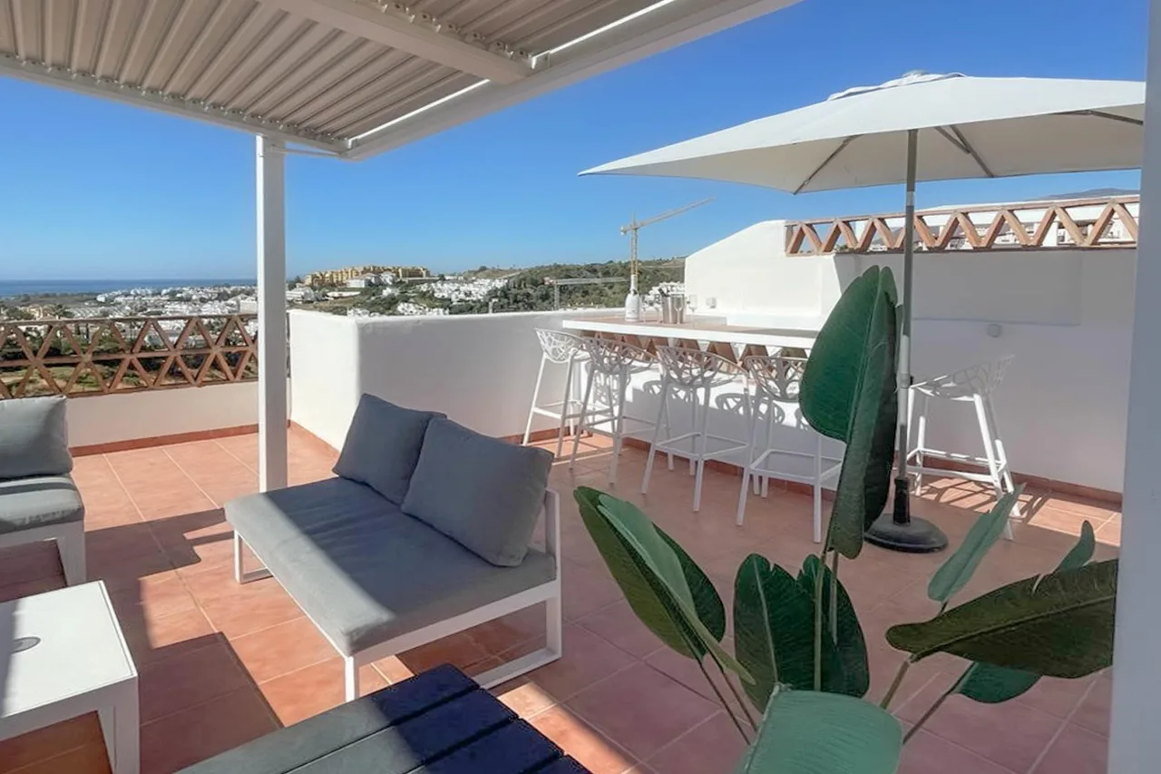 Family-Friendly Townhome in Estepona photo 3