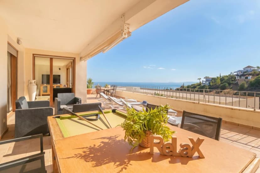 Marbella mountain with sea view and pool