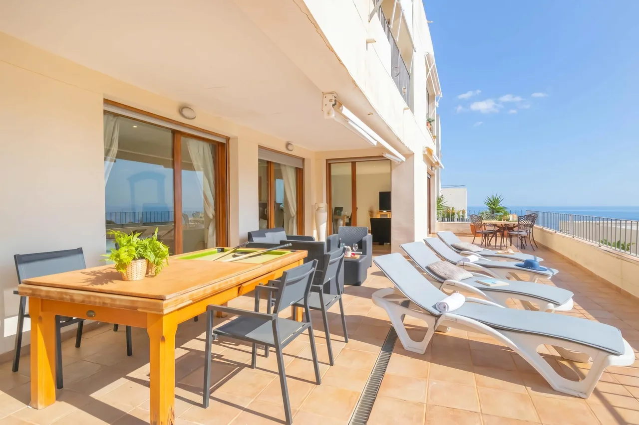 Mountain View Apartment with Pool in Marbella photo 3