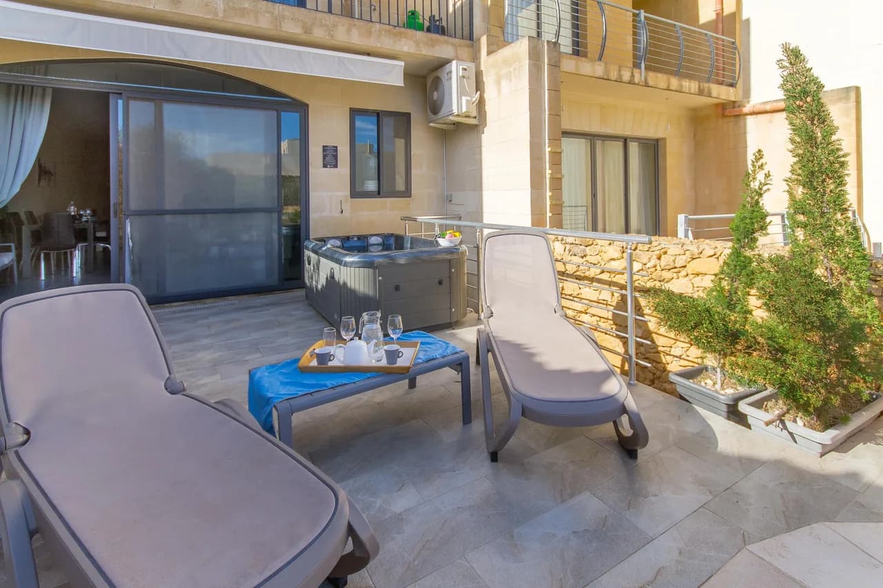 Secluded Pool Vacation Home in Xagħra Gozo photo 4