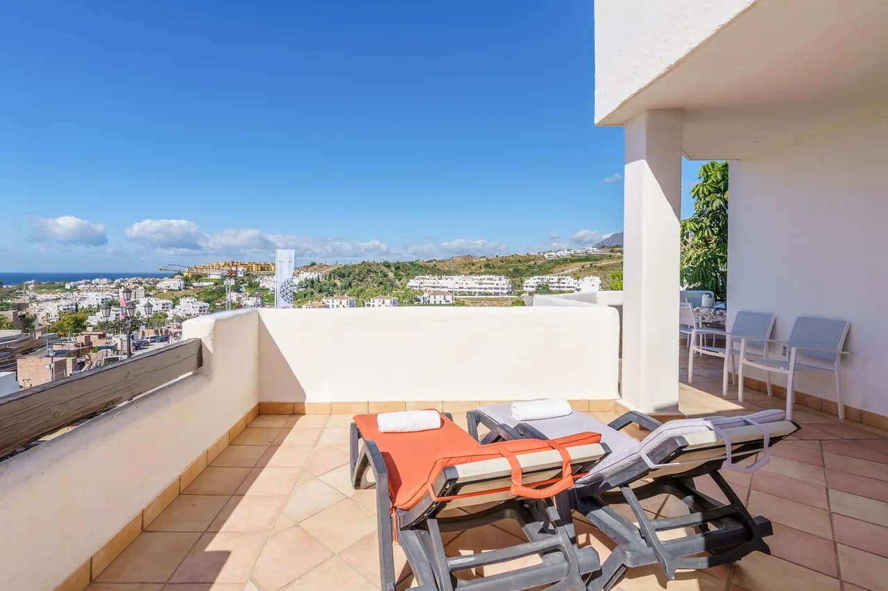 Sunset Seaview Apartment in Estepona photo 2