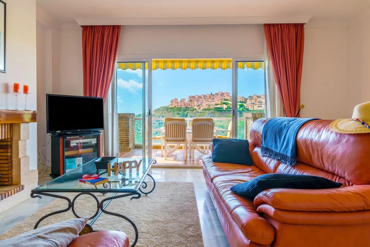 Sea View Apartment with Pool in Mijas Costa, Spain photo 4