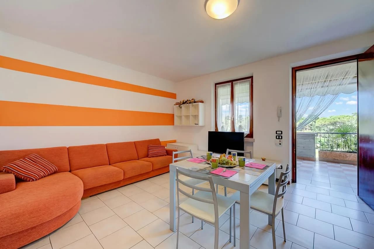 VistaLago Green Residence 100m From Lake/ 3 Pools, Tennis & Garage photo 5