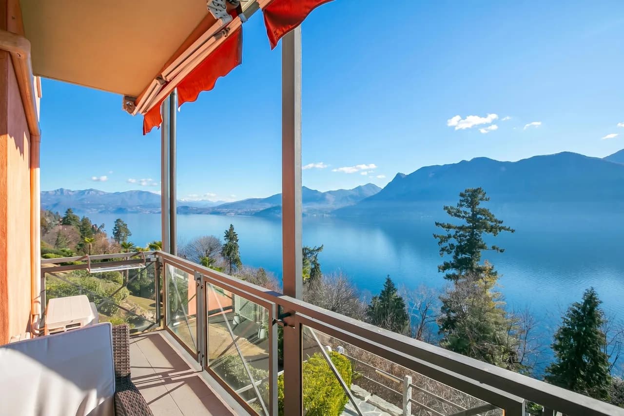 Panorama Lake View Apartment in Ghiffa, Piedmont, Italy