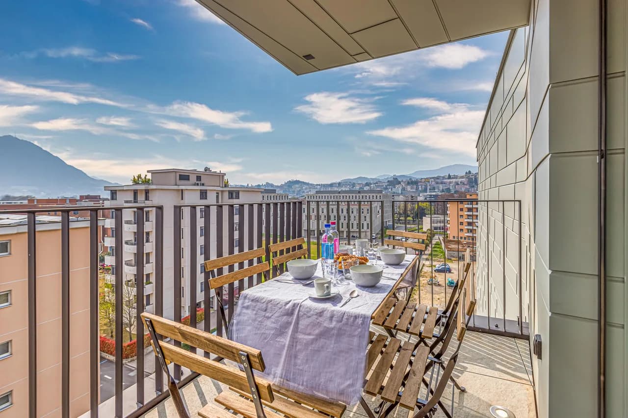 Executive Apartment in Lugano, Ticino photo 2