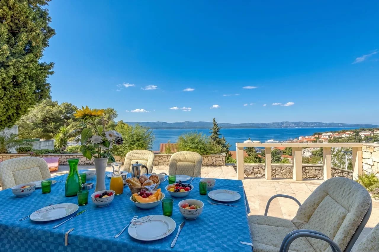 Sea View Vacation Home in Bol photo 3