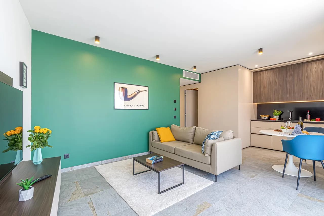 ICON H Lugano 405 Suite Business photo 4
