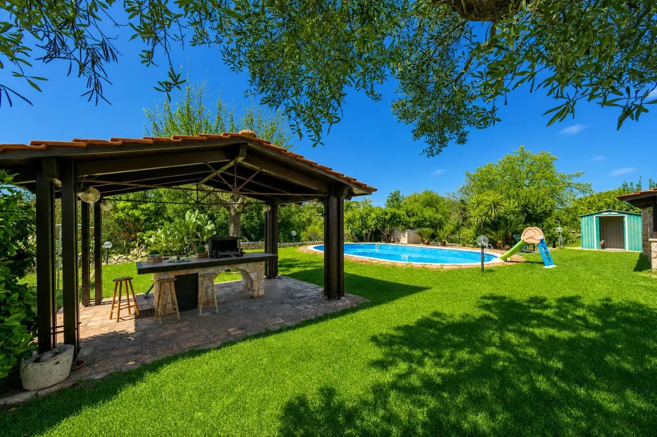 La Casa Sulla Roccia Trulli Pool photo 4