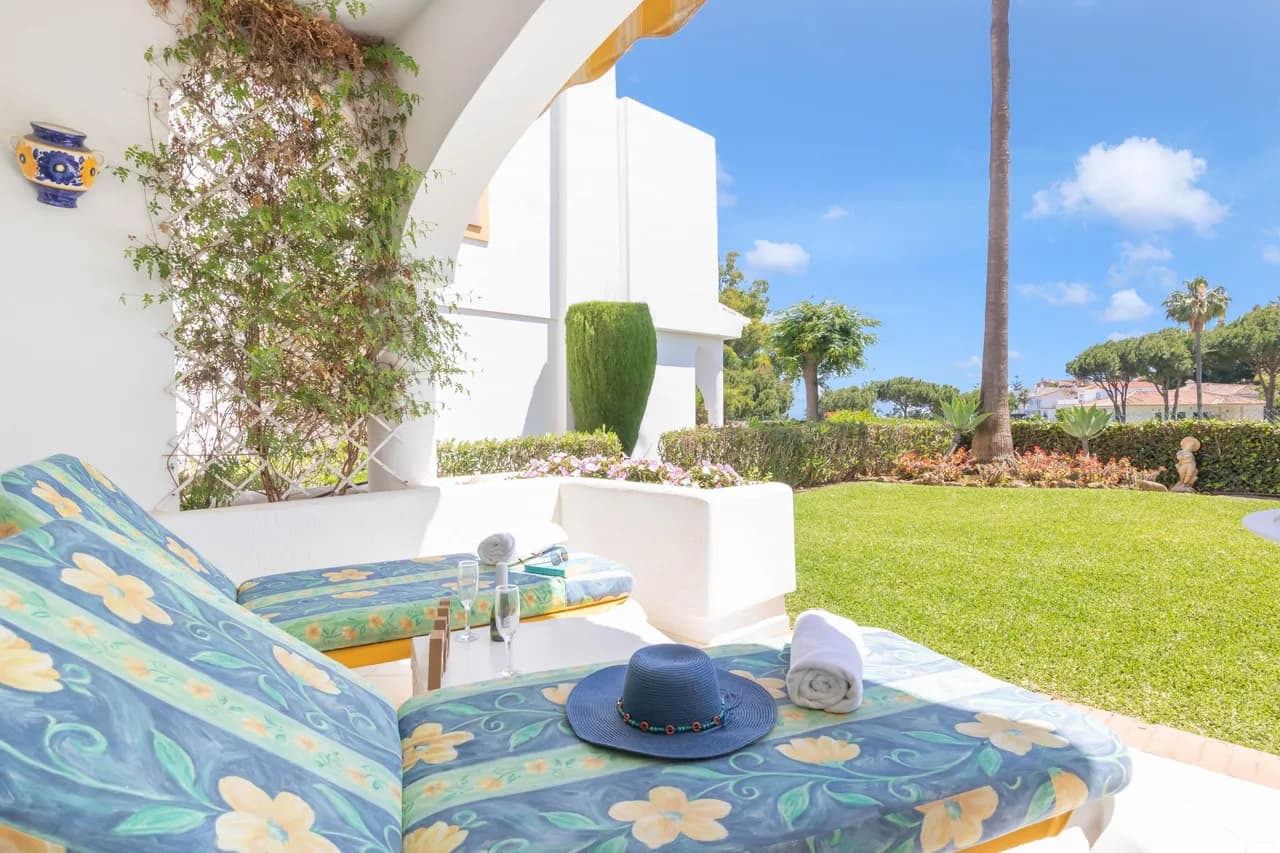 Charming Townhome Near Beach in Mijas Costa photo 3