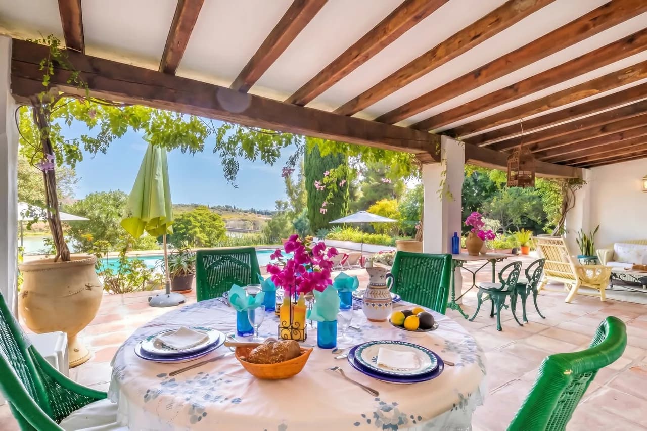 Elegant Luxury Villa in Benahavís, Costa del Sol photo 2