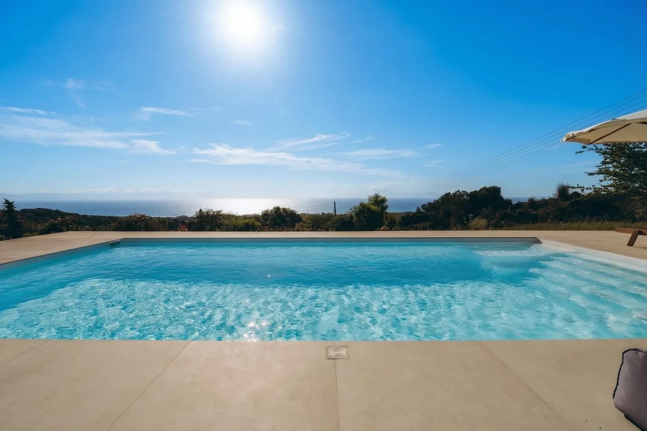 Seaside View Vacation Home in Kastro Kyllini