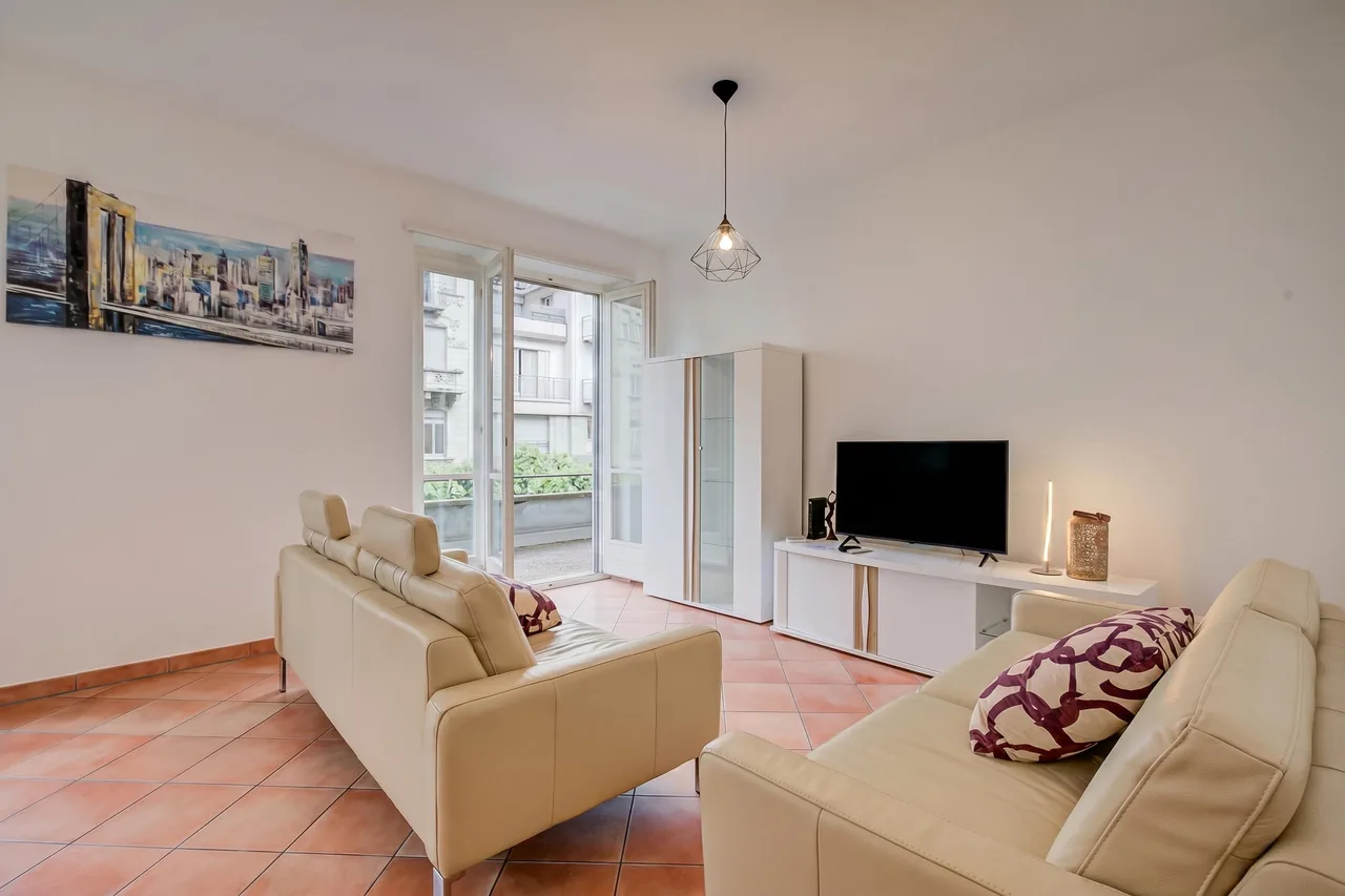Bellinzona in Centro: Lift, Parking, Sleeps 6 photo 2