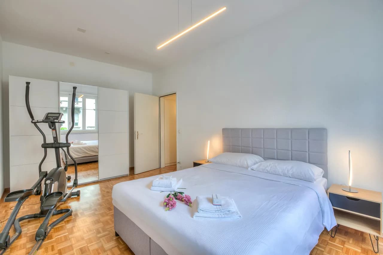 Bellinzona in Centro: Lift, Parking, Sleeps 6 photo 5