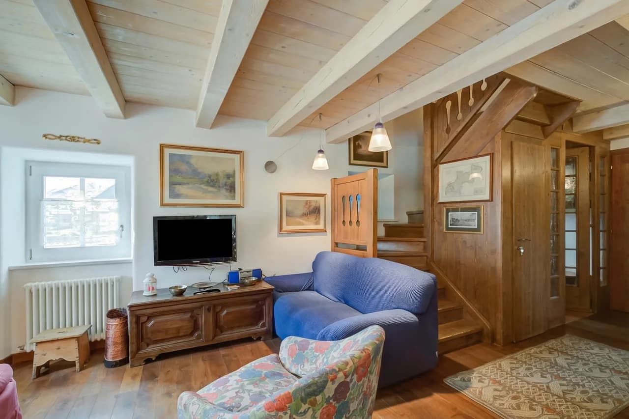 Mountain-View Luxury Apartment in Livigno