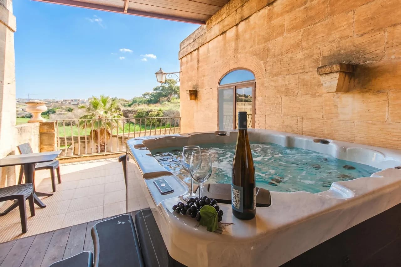 Authentic Gozitan Farmhouse with Pool in Kercem Gozo photo 2