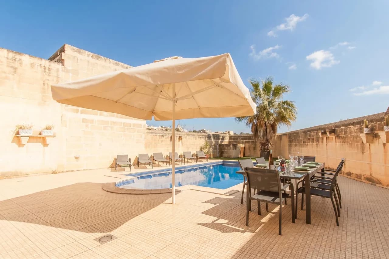 Authentic Gozitan Farmhouse with Pool in Kercem Gozo photo 3