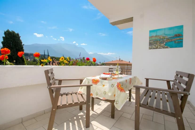 Casa Andreas & Corinna with Sunny Balcony
