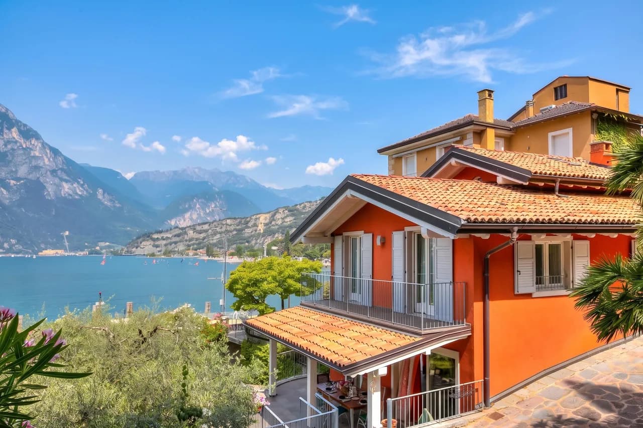 Lake-View Garden Villa in Nago-Torbole photo 2