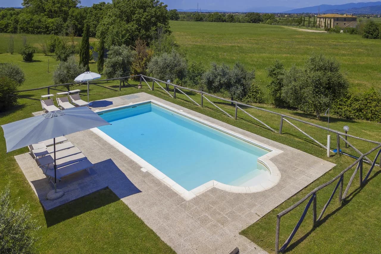 Tranquil Countryside Villa in Cortona photo 2