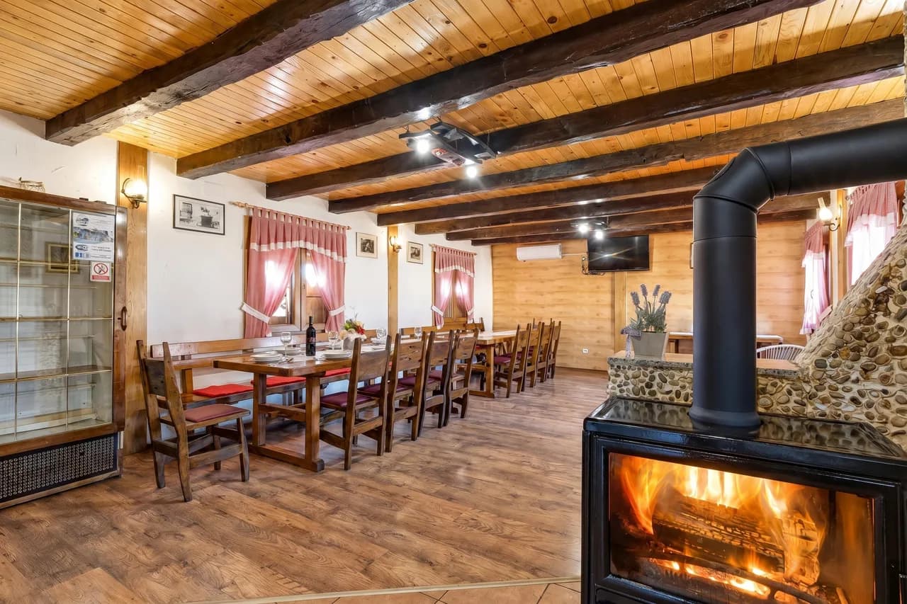 Rustic Vacation Home With Heated Pool in Velika Buna photo 2