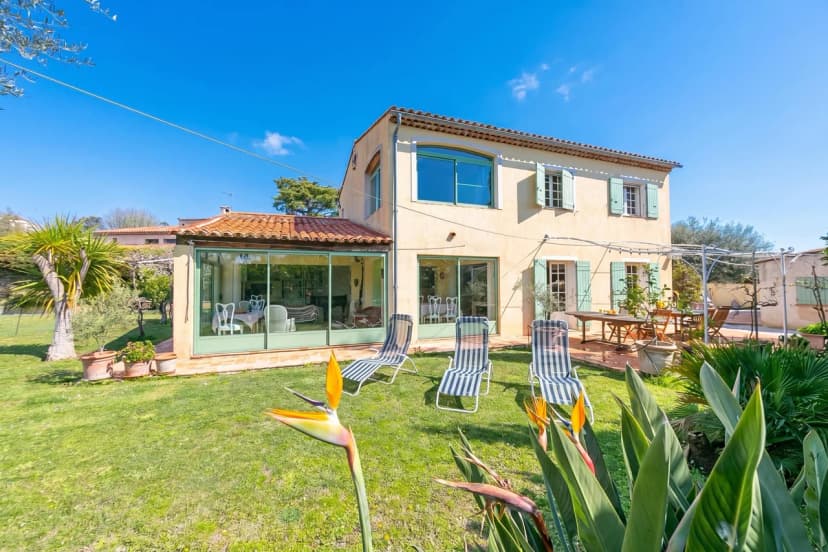 Maison Marine with Private Garden