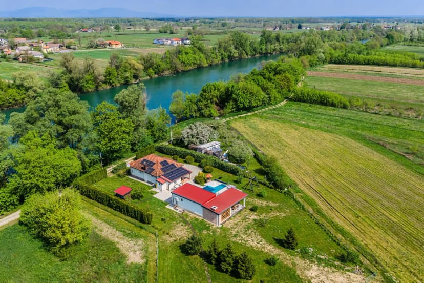 Secluded Pool House Kupa /w Sauna & Jacuzzi