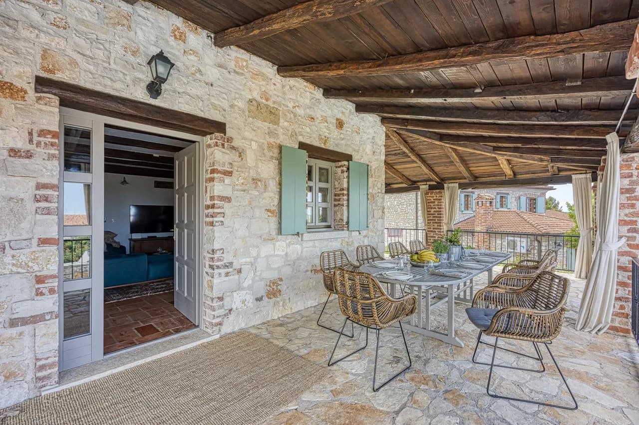 Rustic Villa with Pool in Sveti Lovreč, Istria, Croatia photo 2