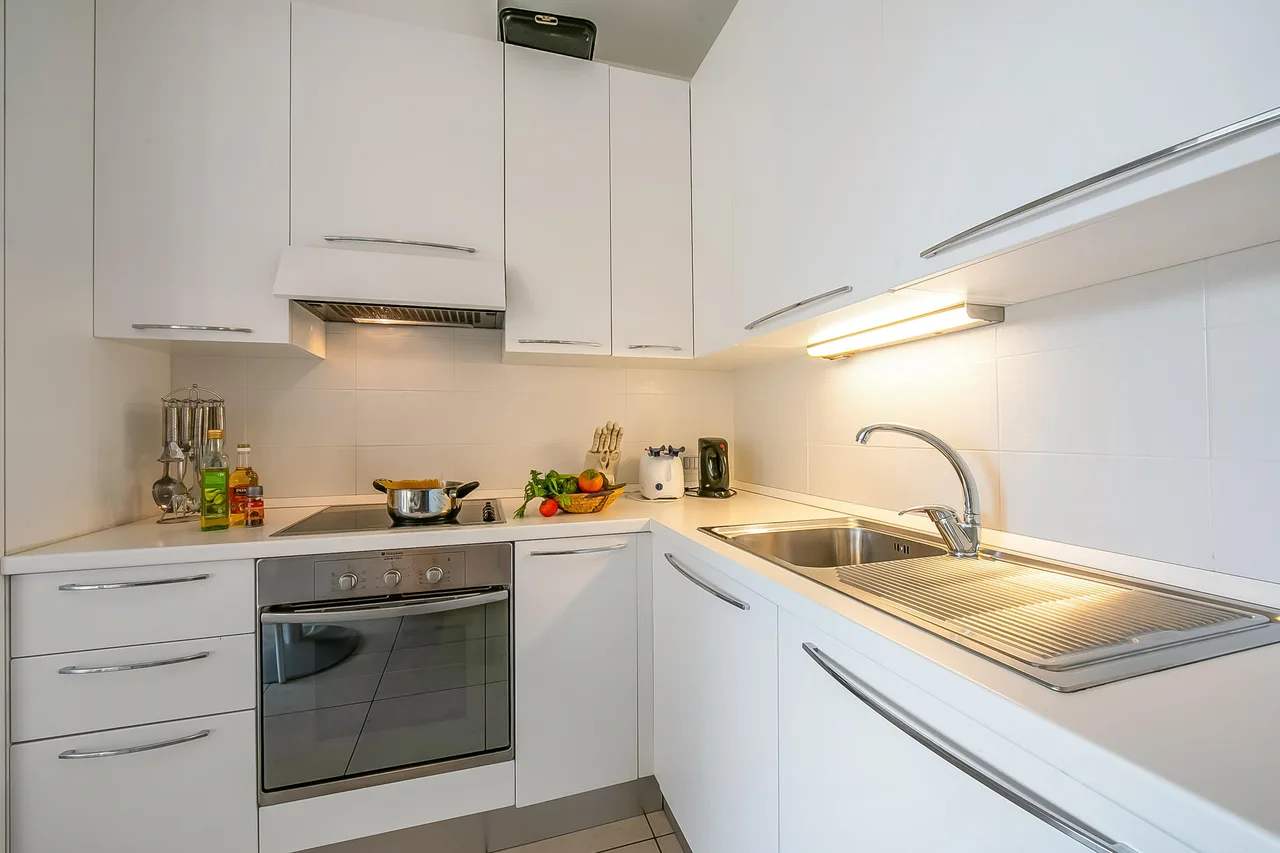 Scenic Lake View Apartment in Maccagno con Pino e Veddasca photo 5