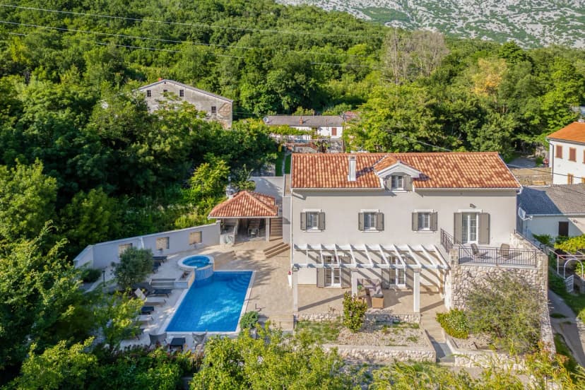 Nature Villa Frangipane with Pool