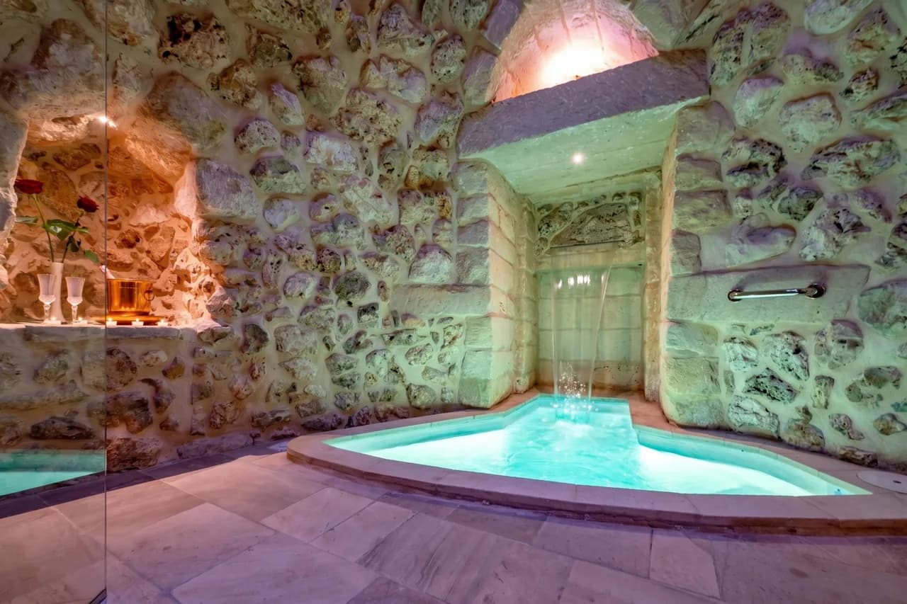 Luxury Villa with Jacuzzi in Castrignano De' Greci photo 2