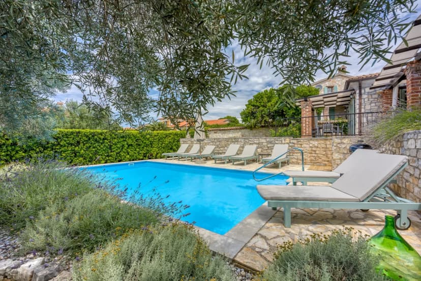 Rustic Pool Villa Aryana