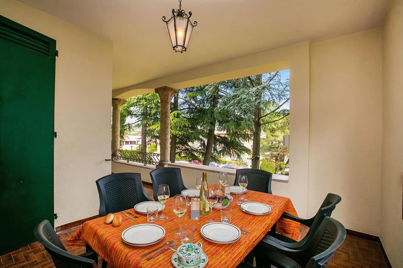 Spacious Villa with Garden in Salò, Lombardy, Italy photo 5