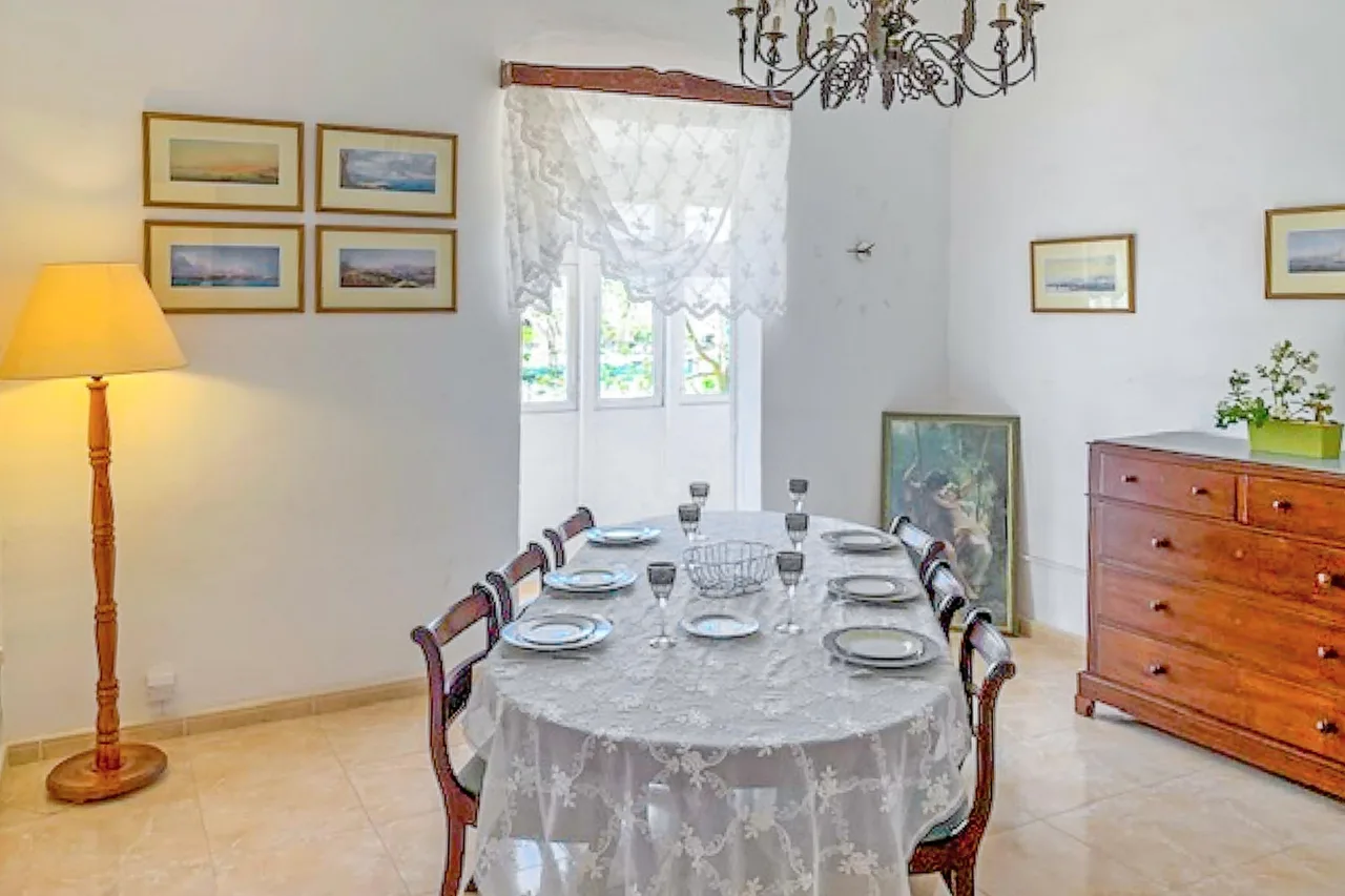 Bougainvillea Townhome in Cospicua, Malta photo 4