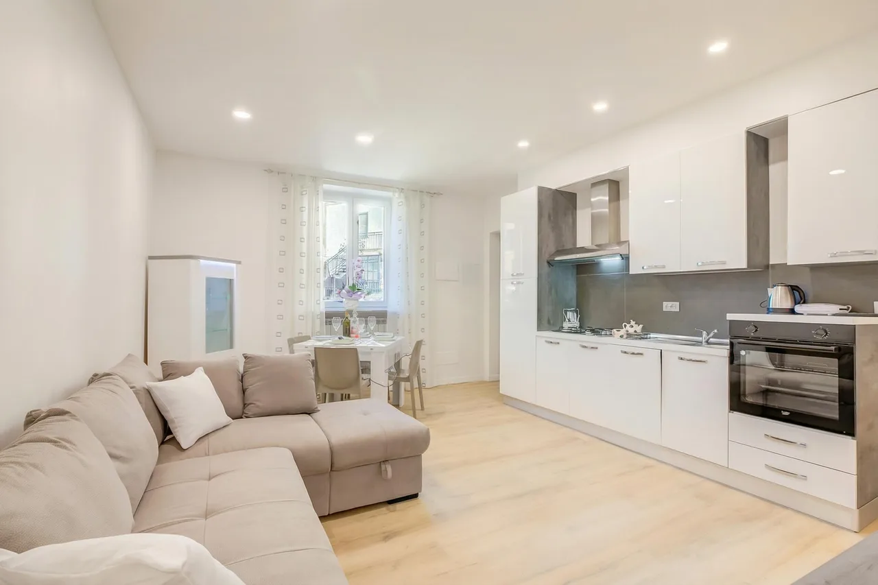 Lakefront Apartment in Laveno Mombello photo 2