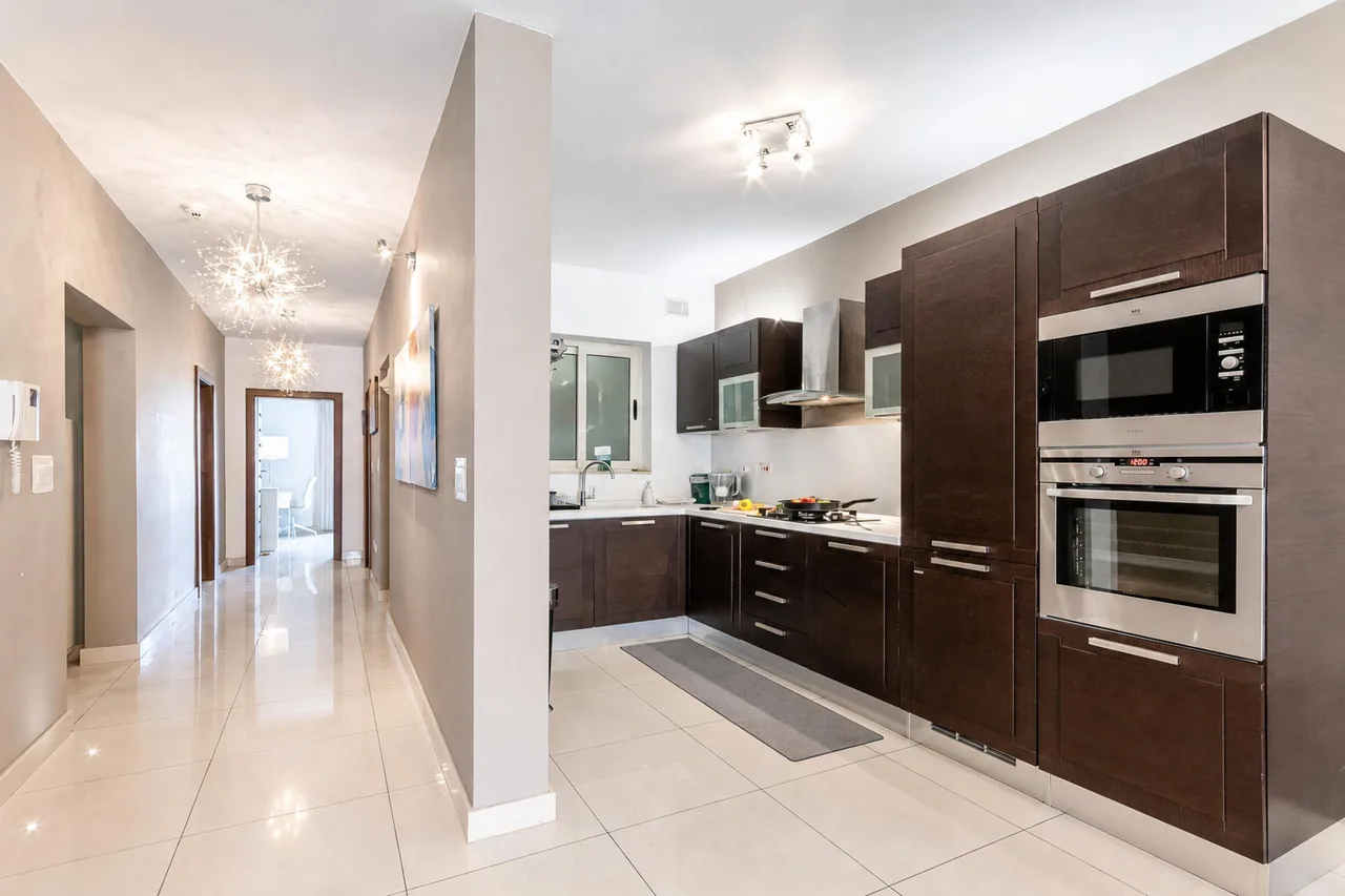 Modern and comfortable apart Savoy Garden photo 5