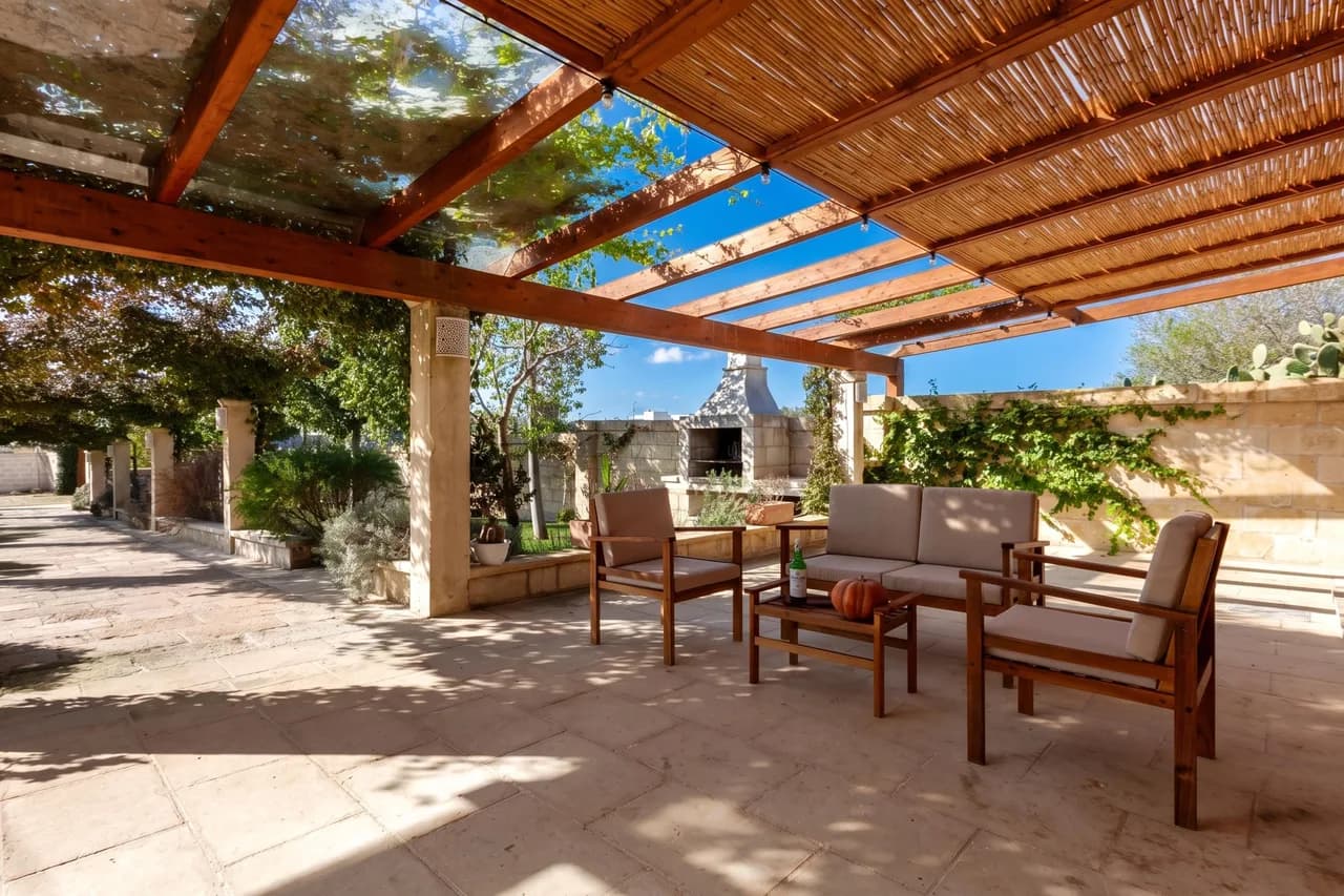 Tranquil Garden Villa in Calimera, Apulia, Italy photo 4