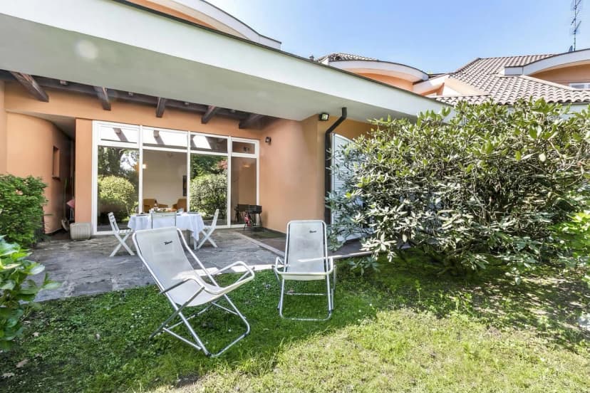 Rododendro Rosso: Duplex with Pool, Tennis and BBQ