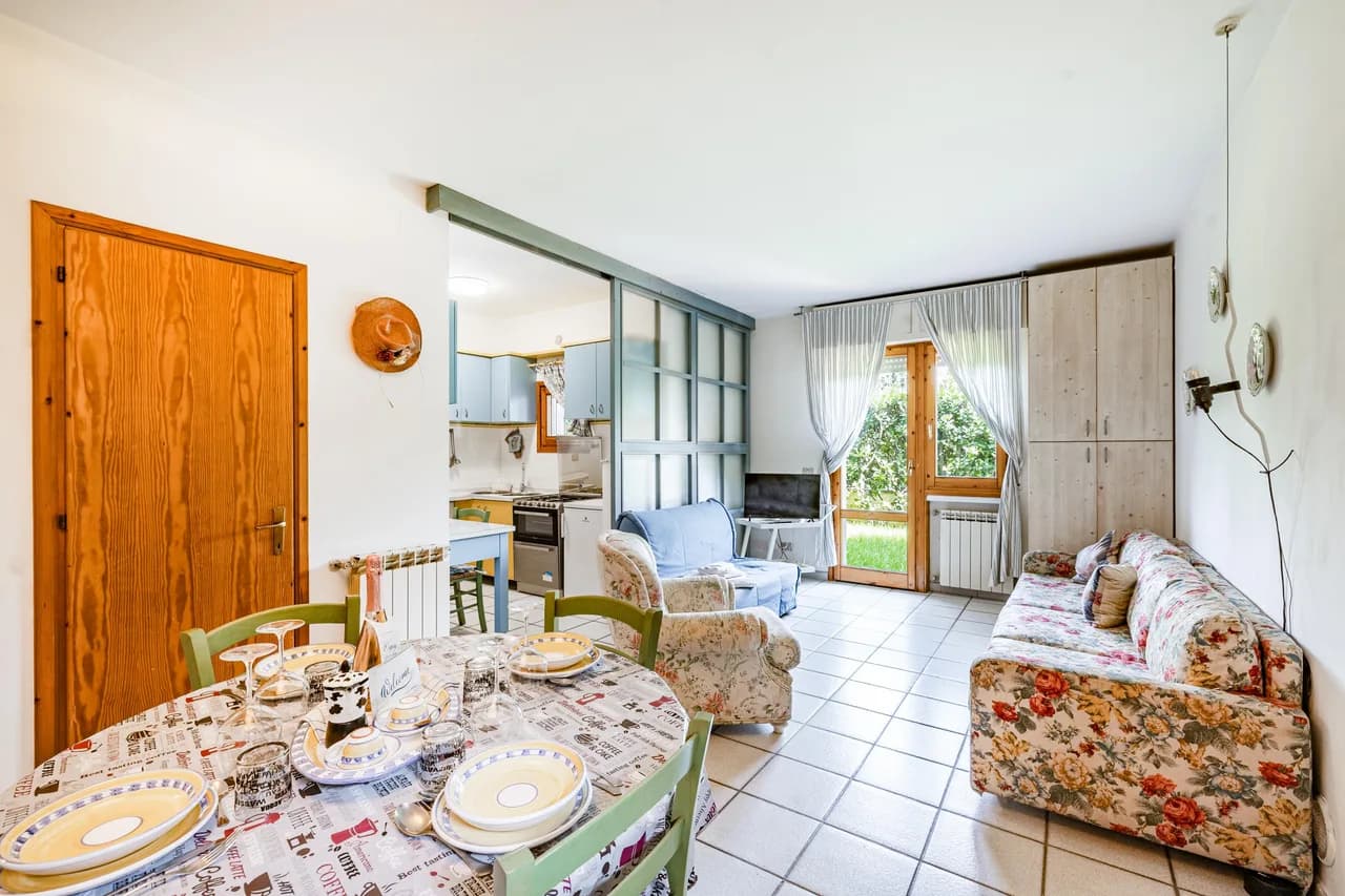 La Chimera Duplex with Garden 700m from sea photo 3
