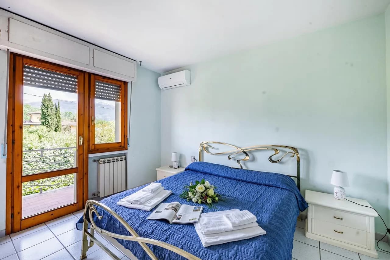 La Chimera Duplex with Garden 700m from sea photo 5